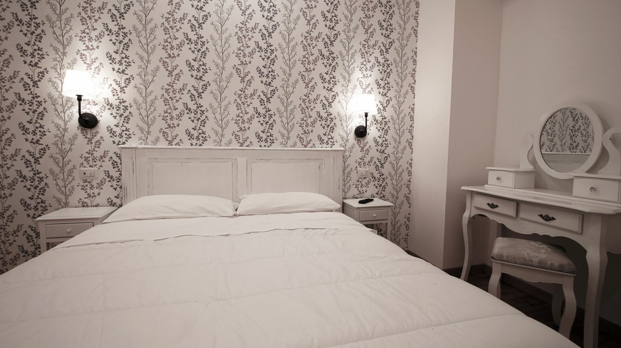 โดมุส ลูลิเย Hotel โรม ภายนอก รูปภาพ